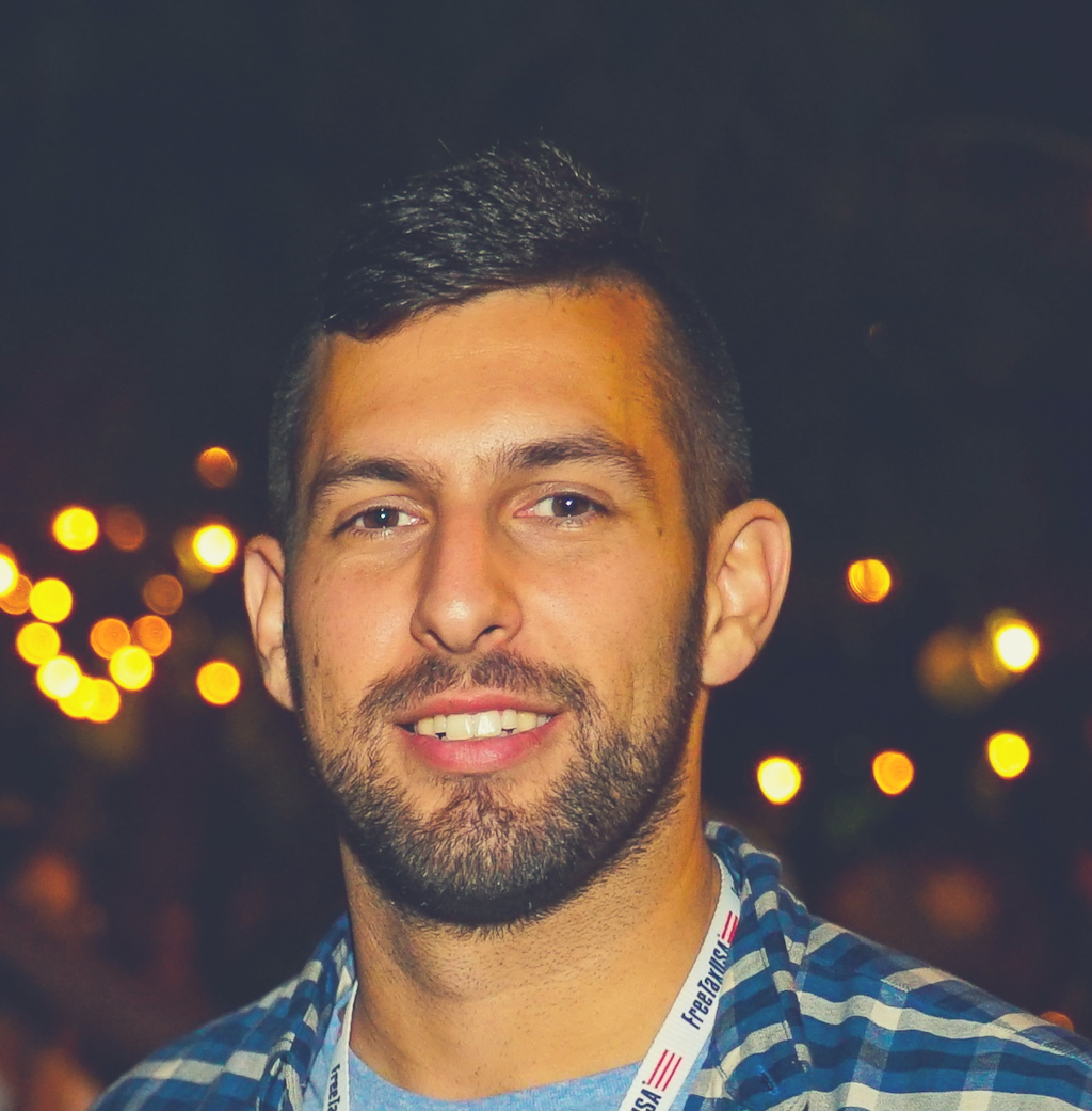 Louis DeNicola, Credit Karma contributing writer